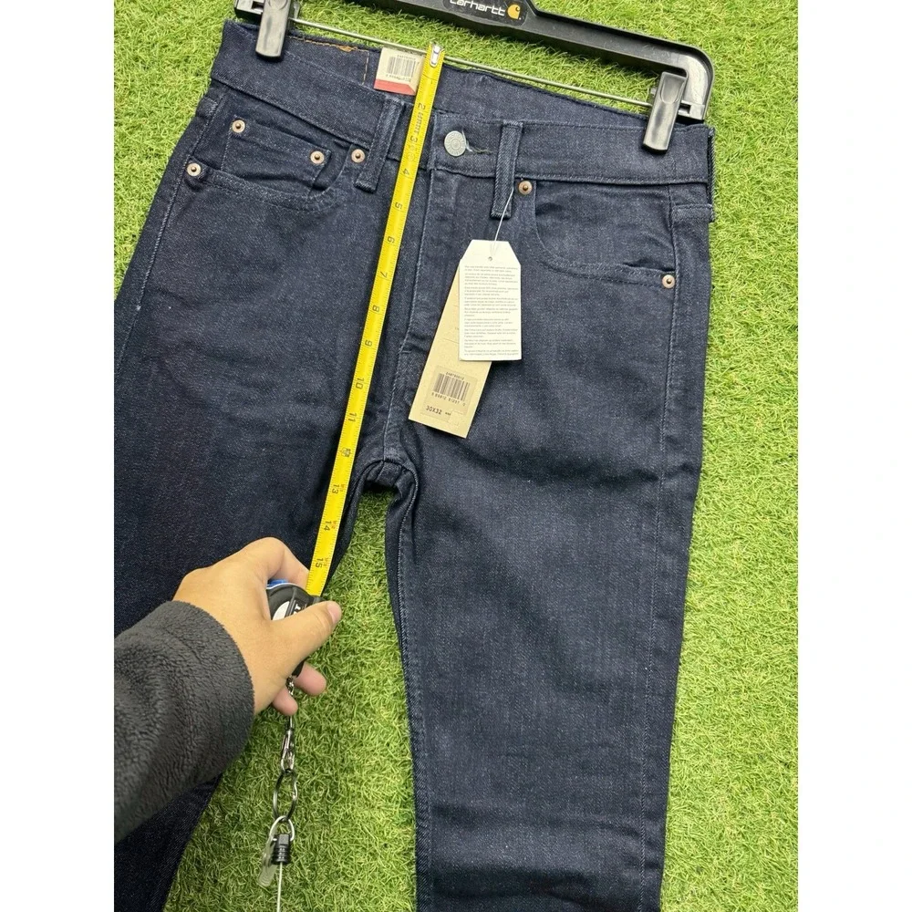 Levis shop confidence